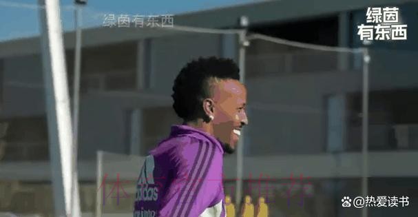 皇马考虑今夏出售阿拉巴 但球员目前没离队想法 皇马考虑今夏出售阿拉巴 但球员目前没离队想法